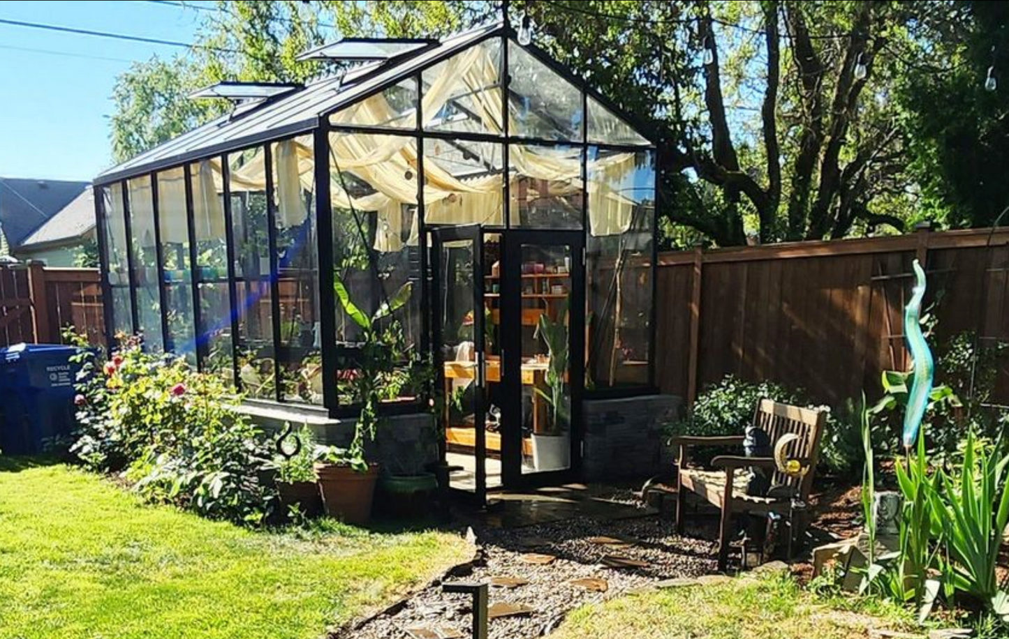 10'x15' Royal Victorian Glass Greenhouse (VI34)