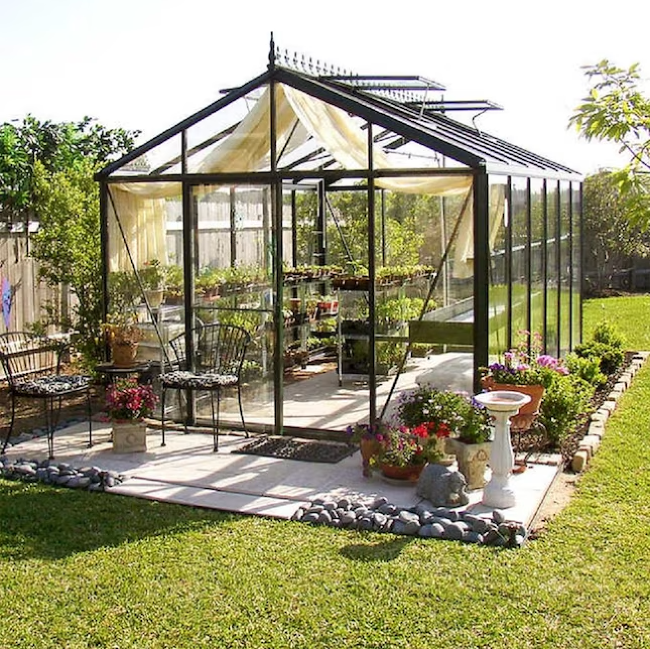 10'x15' Royal Victorian Glass Greenhouse (VI34)