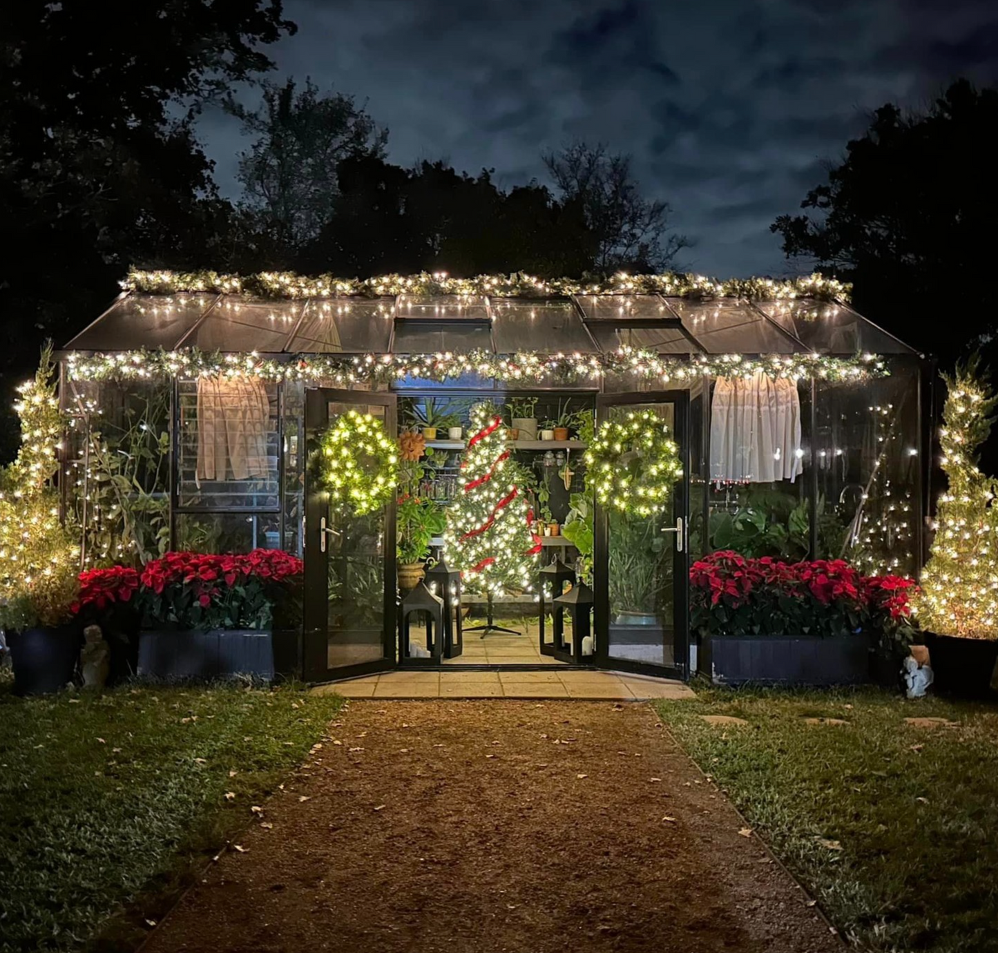 10'x20' Royal Victorian Glass Greenhouse (VI36)