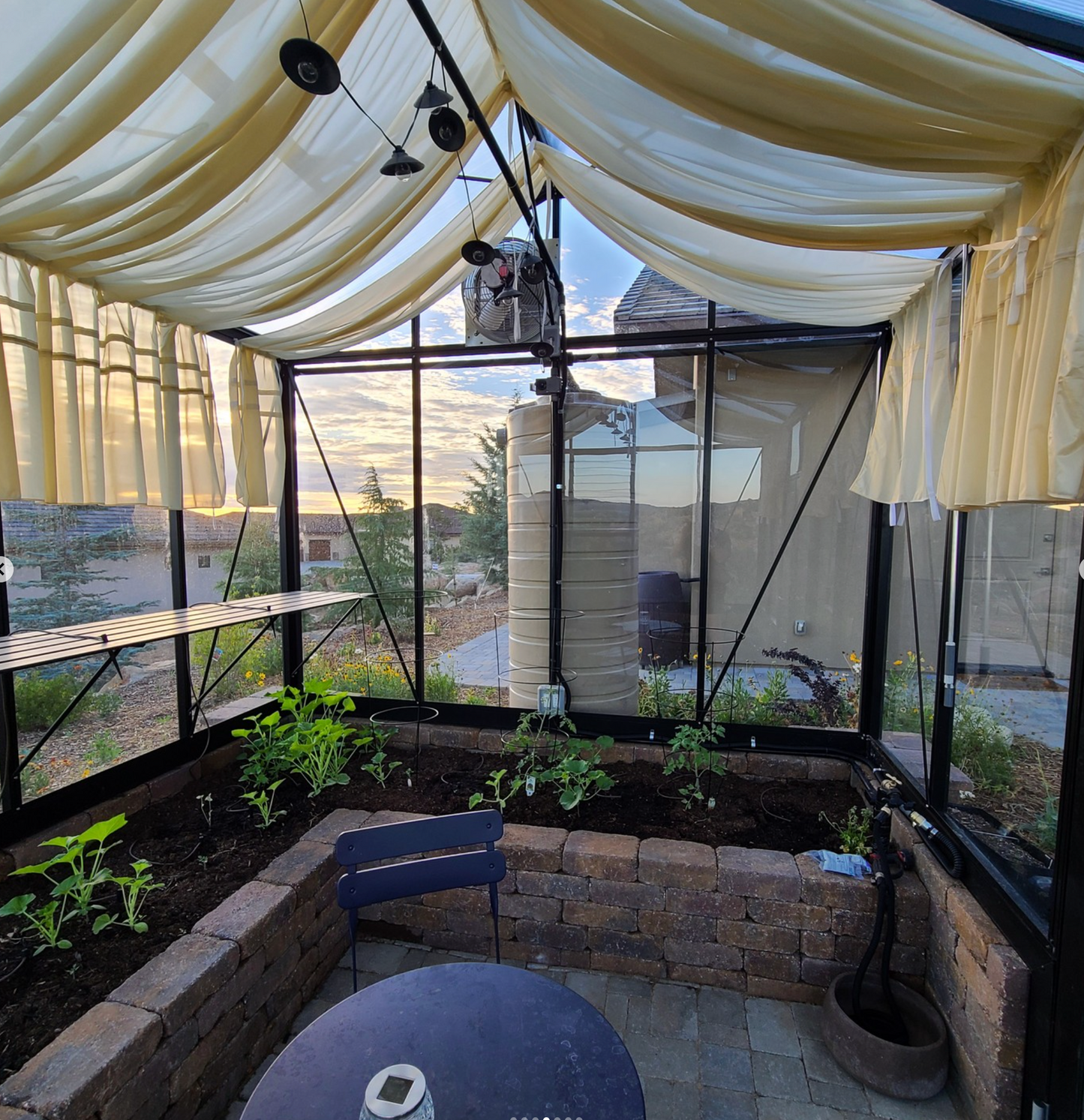 10'x15' Royal Victorian Glass Greenhouse (VI34)