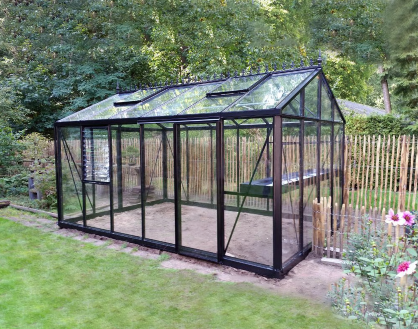 10'x15' Royal Victorian Glass Greenhouse (VI34)