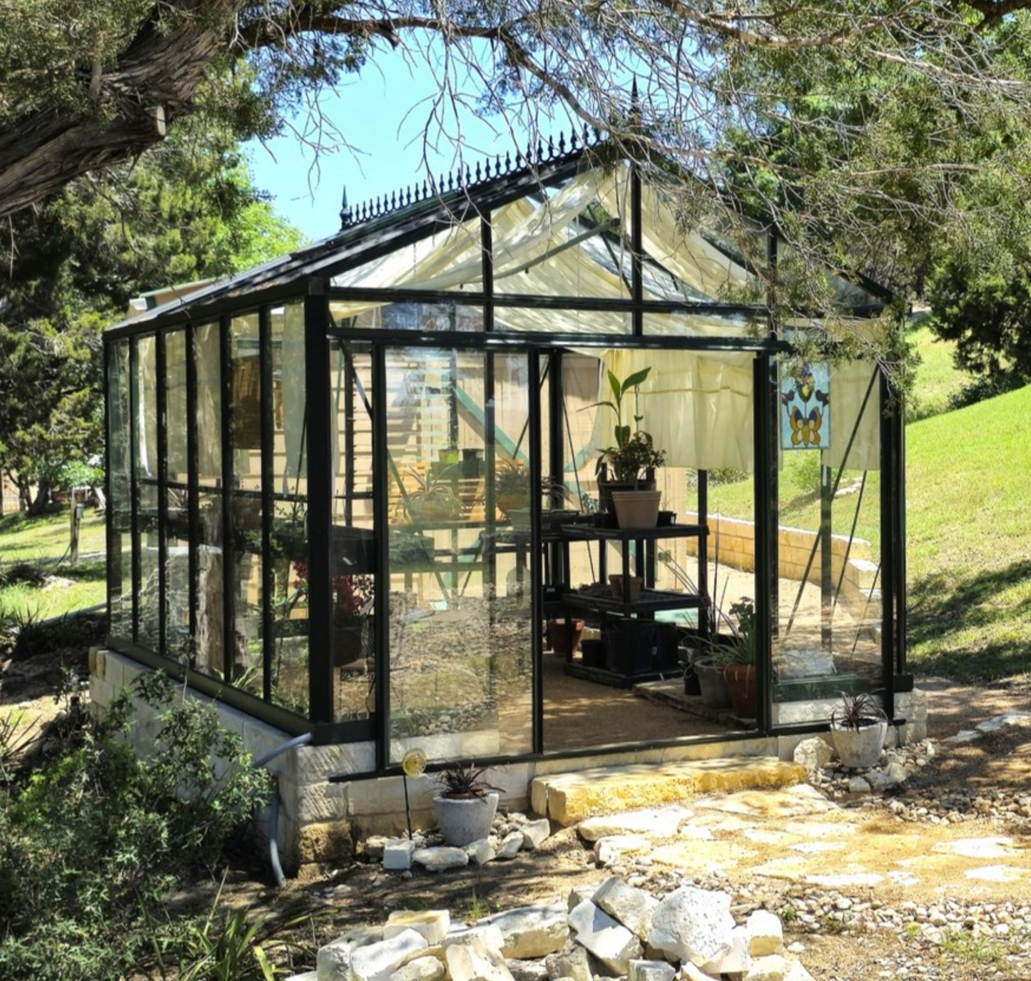 10'x15' Royal Victorian Glass Greenhouse (VI34)