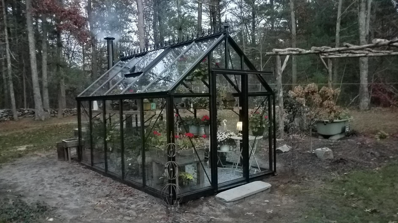 Junior Victorian Glass Greenhouse (3 Sizes)