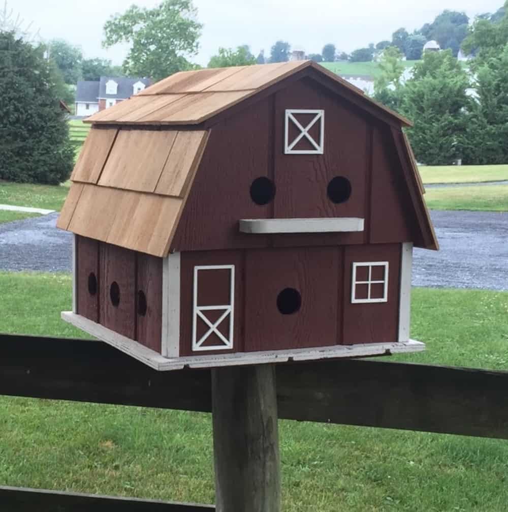 County Barn Birdhouse Apartment