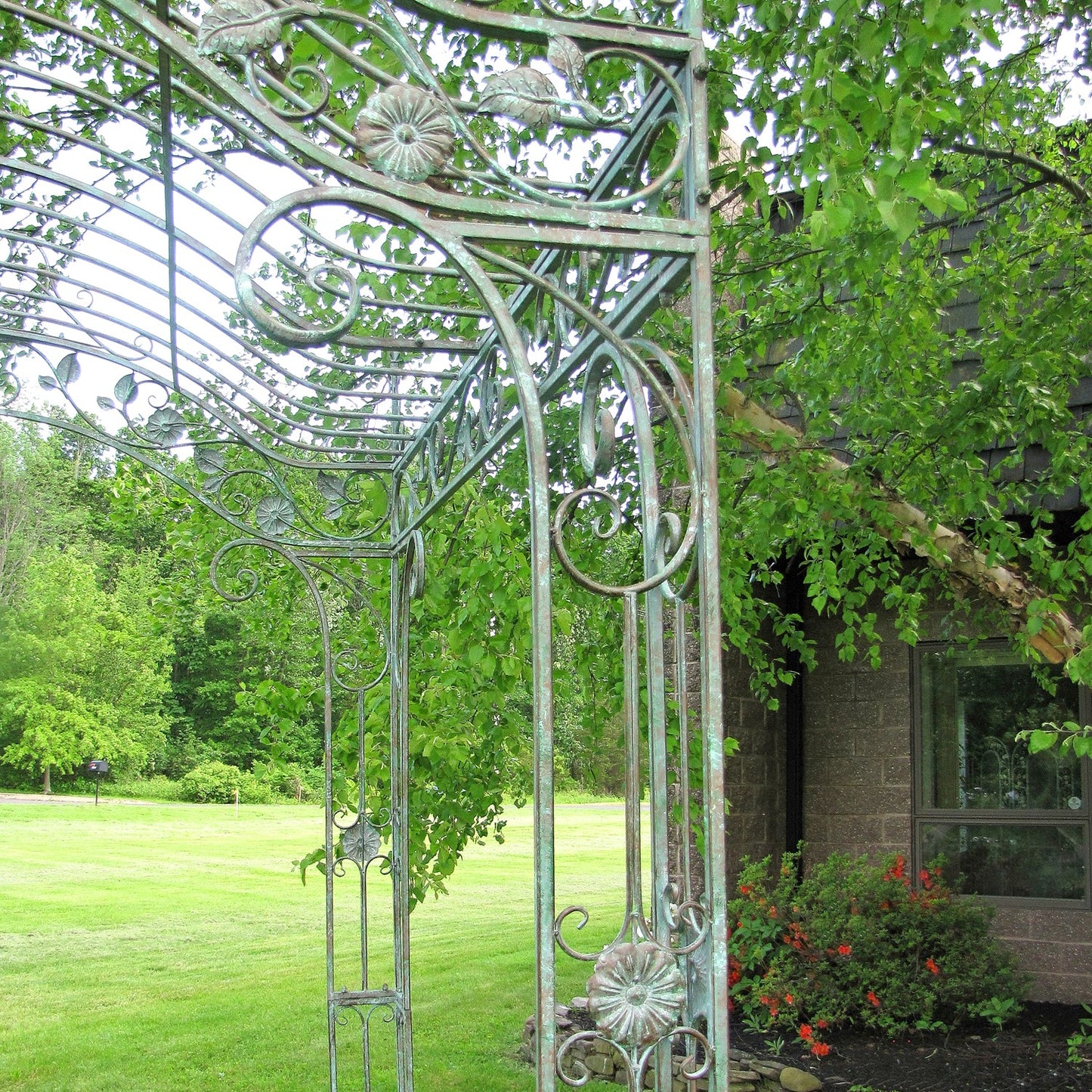 Mahekal Arched Garden Gazebo